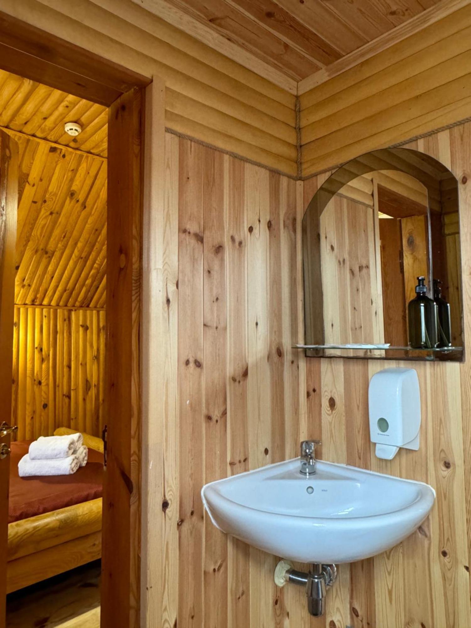 Tysha Forest Club Romankiv Buitenkant foto